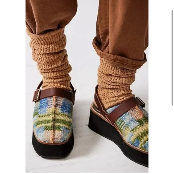 New ‼️ FREE PEOPLE Astrid Platform Mules. Size 8 - Picture 2 of 11